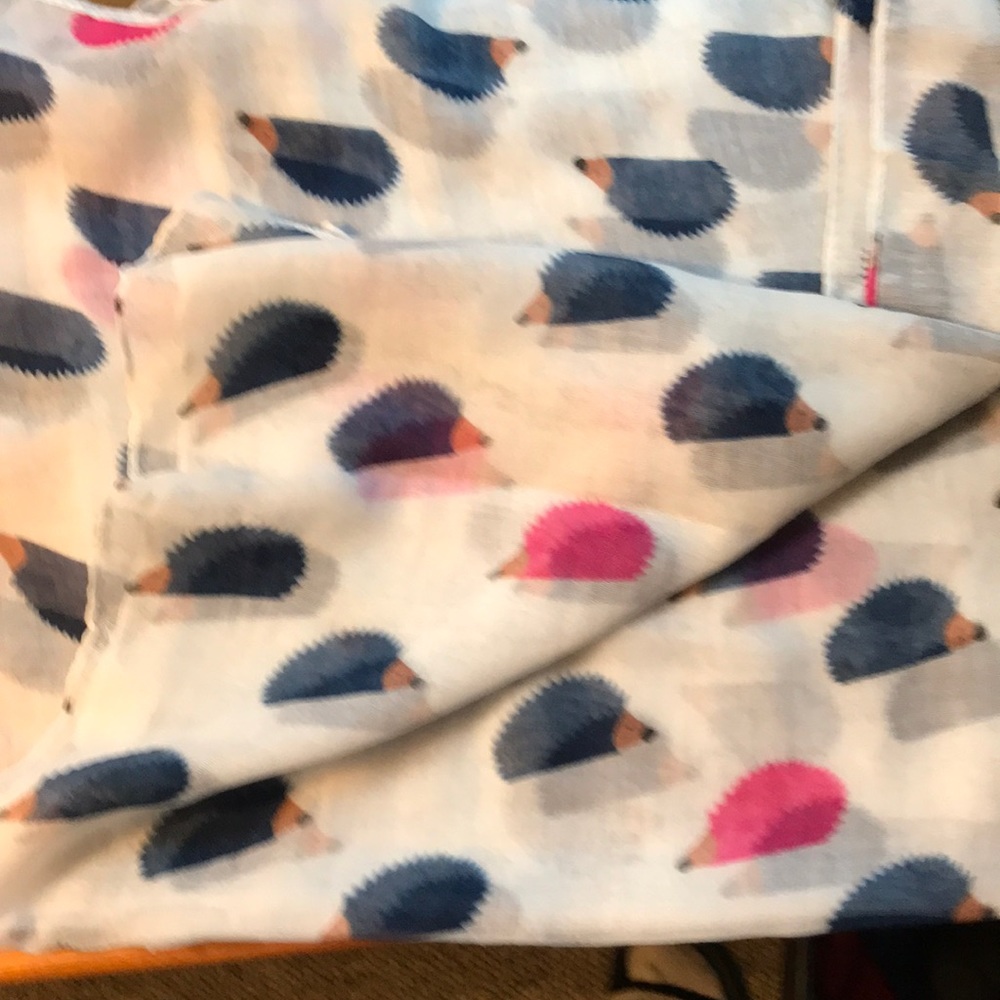 2 Left❗️🦔 EXTRA Long Hedge Hog Wrap/Scarf/Sarong